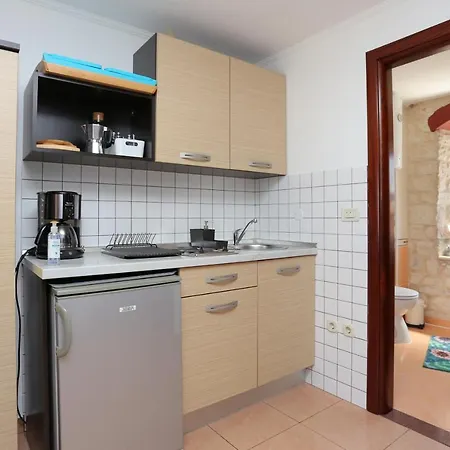 By The Sea - 18953 Apartamento